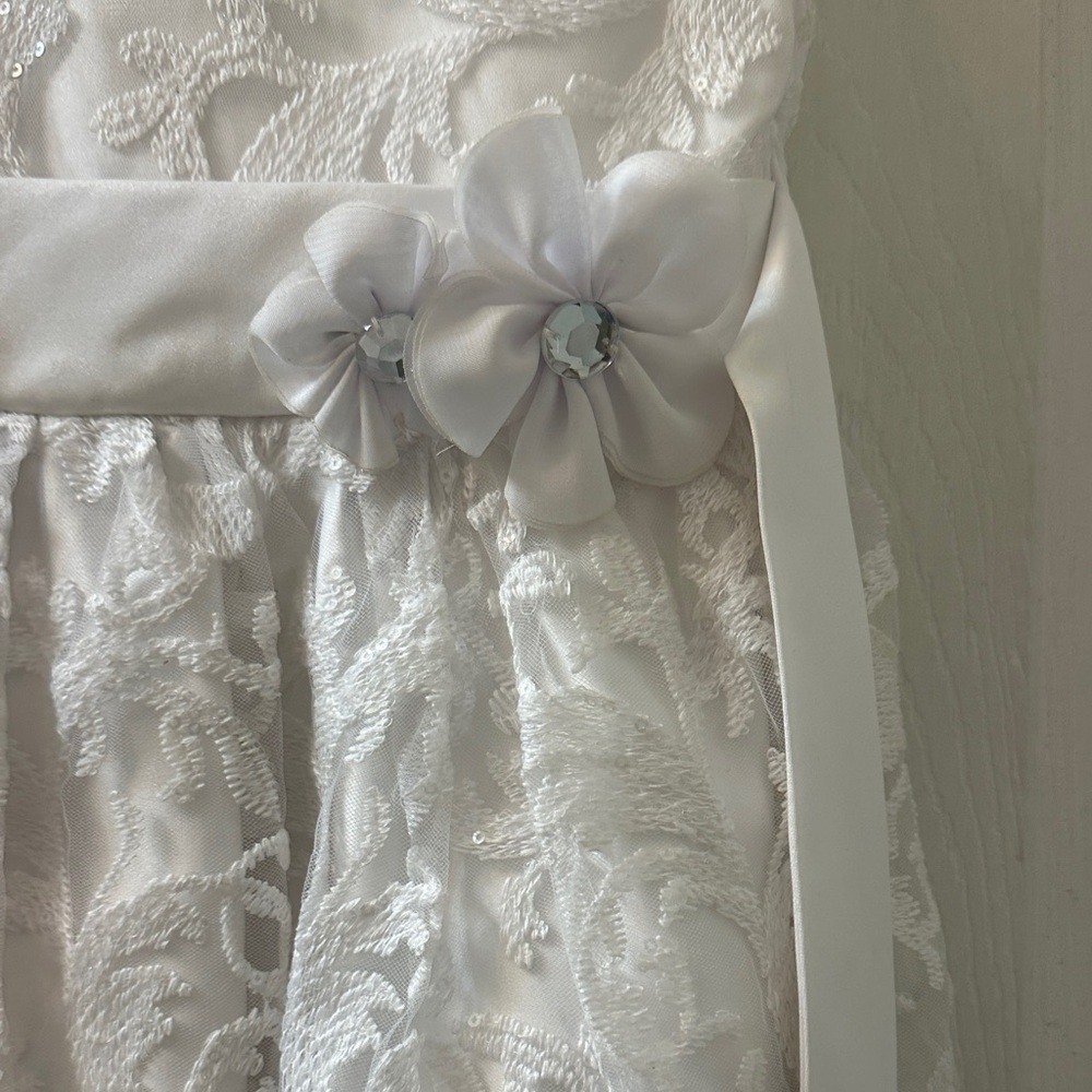 Tip Top brand Elegant White Lace Kids Dress - Picture 2 of 7